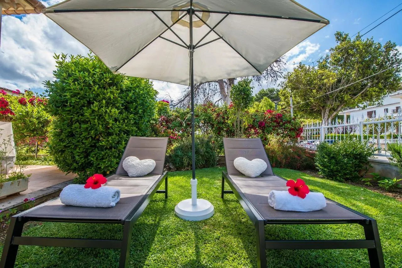 Ideal Property Mallorca - Villa Celia 阿尔库迪亚港 度假居