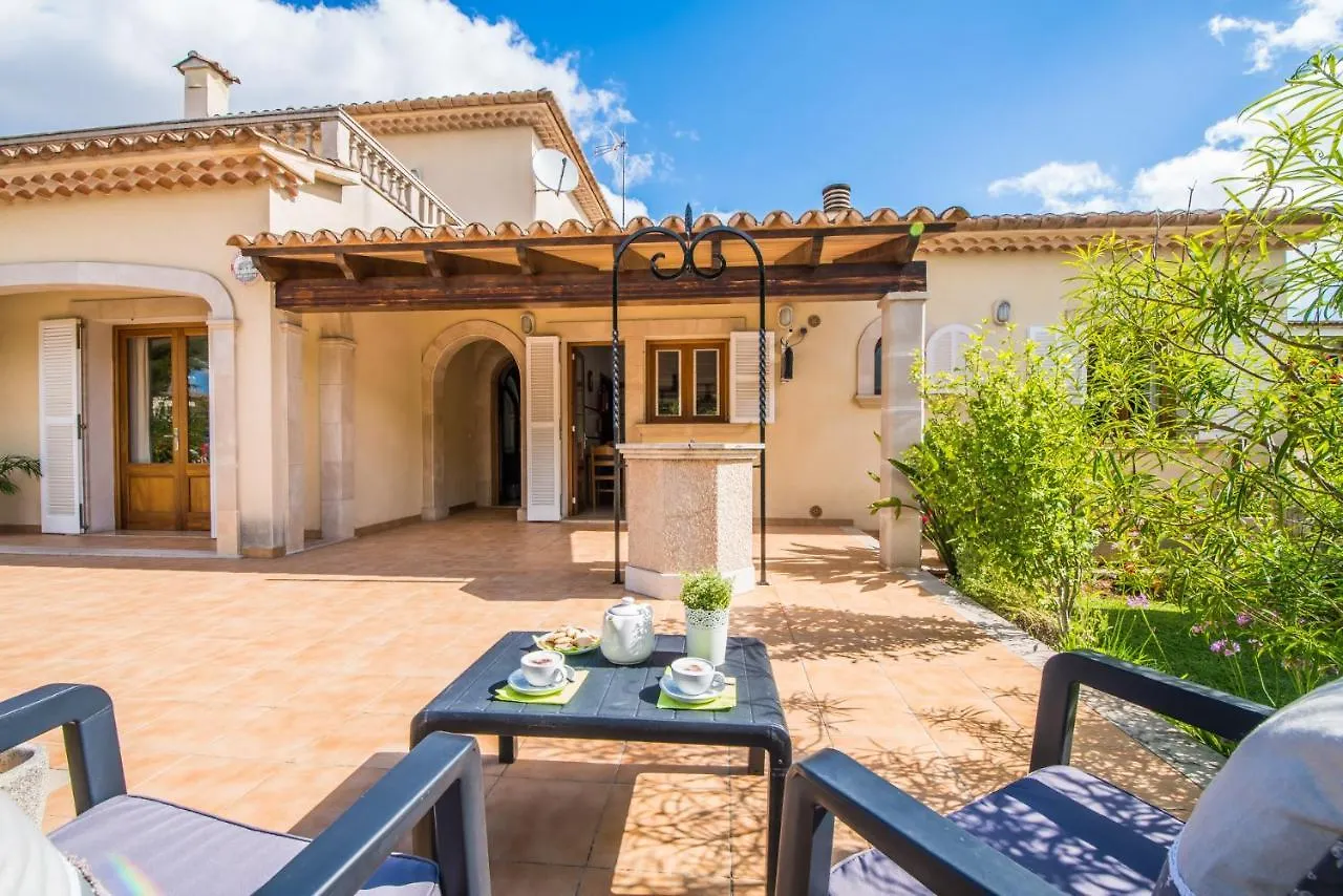 Ideal Property Mallorca - Villa Celia 阿尔库迪亚港 度假居
